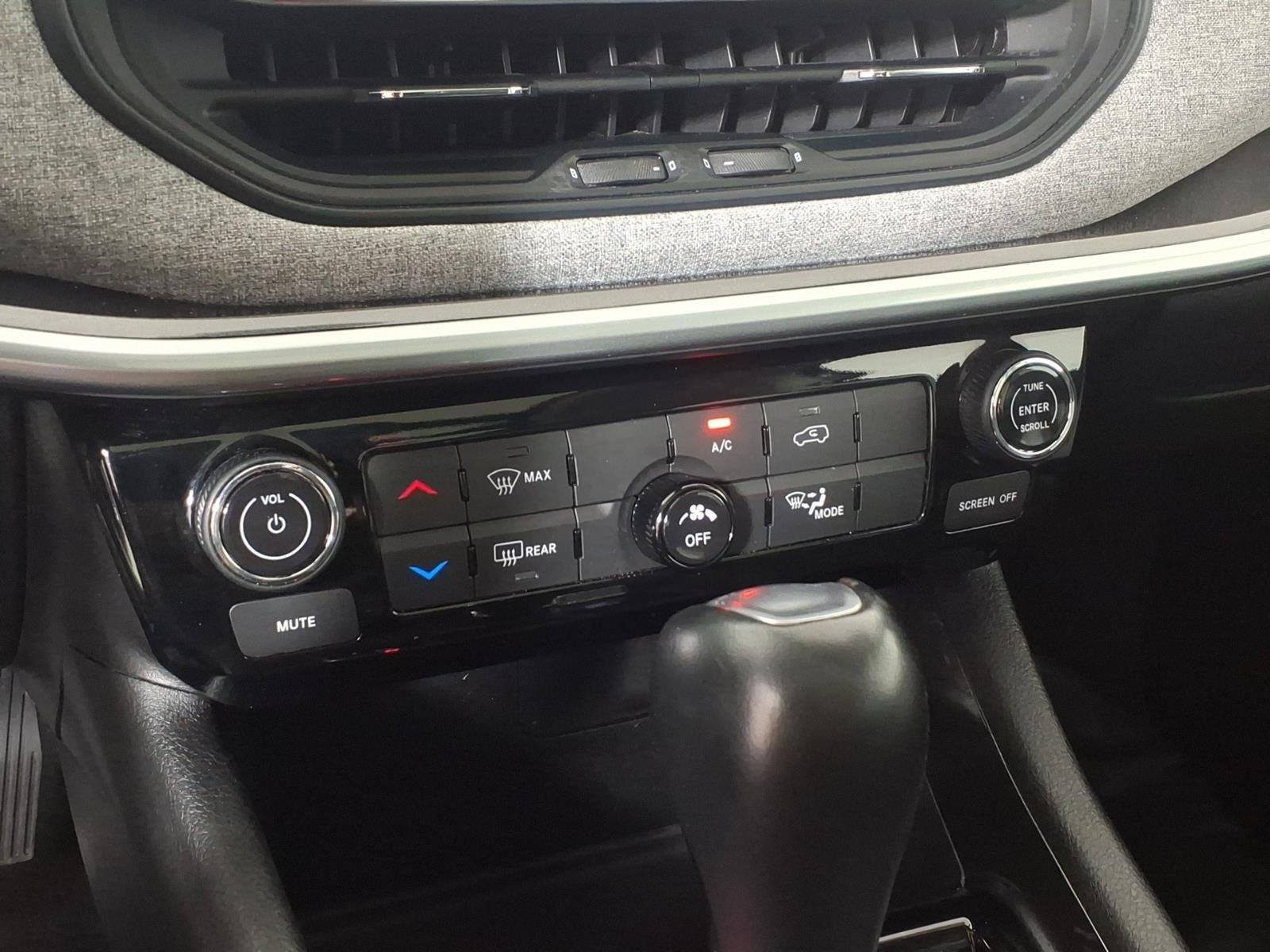 2022 Jeep Compass Latitude - Photo 7