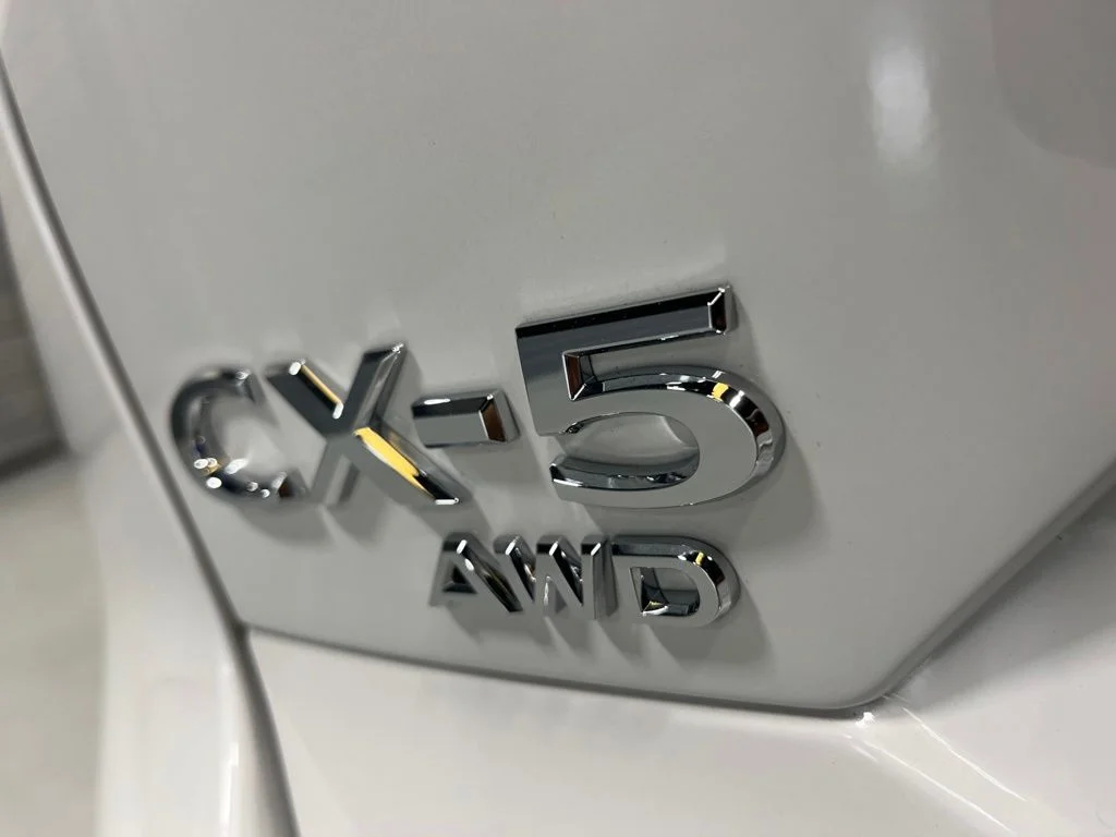 Used 2025 White Metallic Mazda 2.5 S Preferred Package image 36