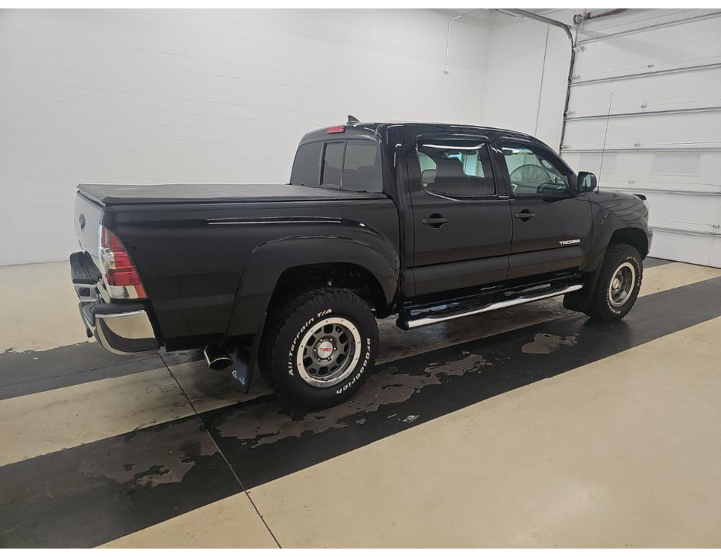 Used 2013 Black Toyota Base image 2
