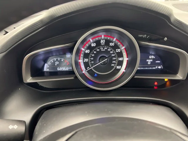 Used 2016 Blue Mazda i Grand Touring image 18