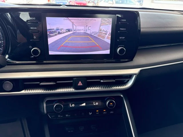 Certified Used 2022 White Kia LXS image 16