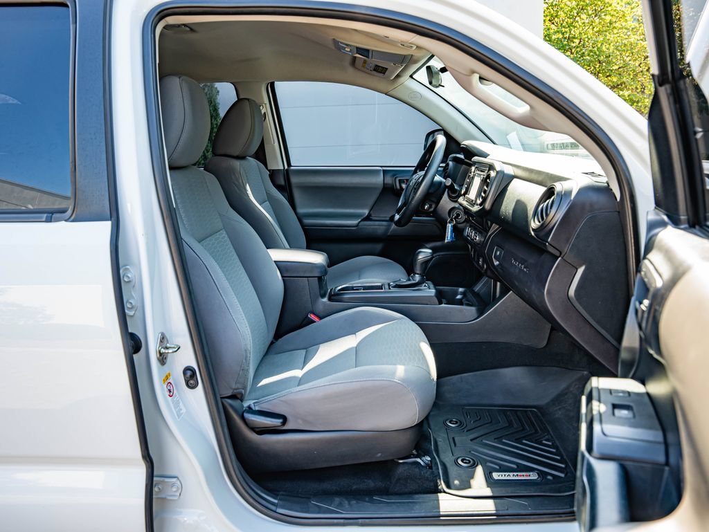 Used 2018 Super White Toyota SR image 35