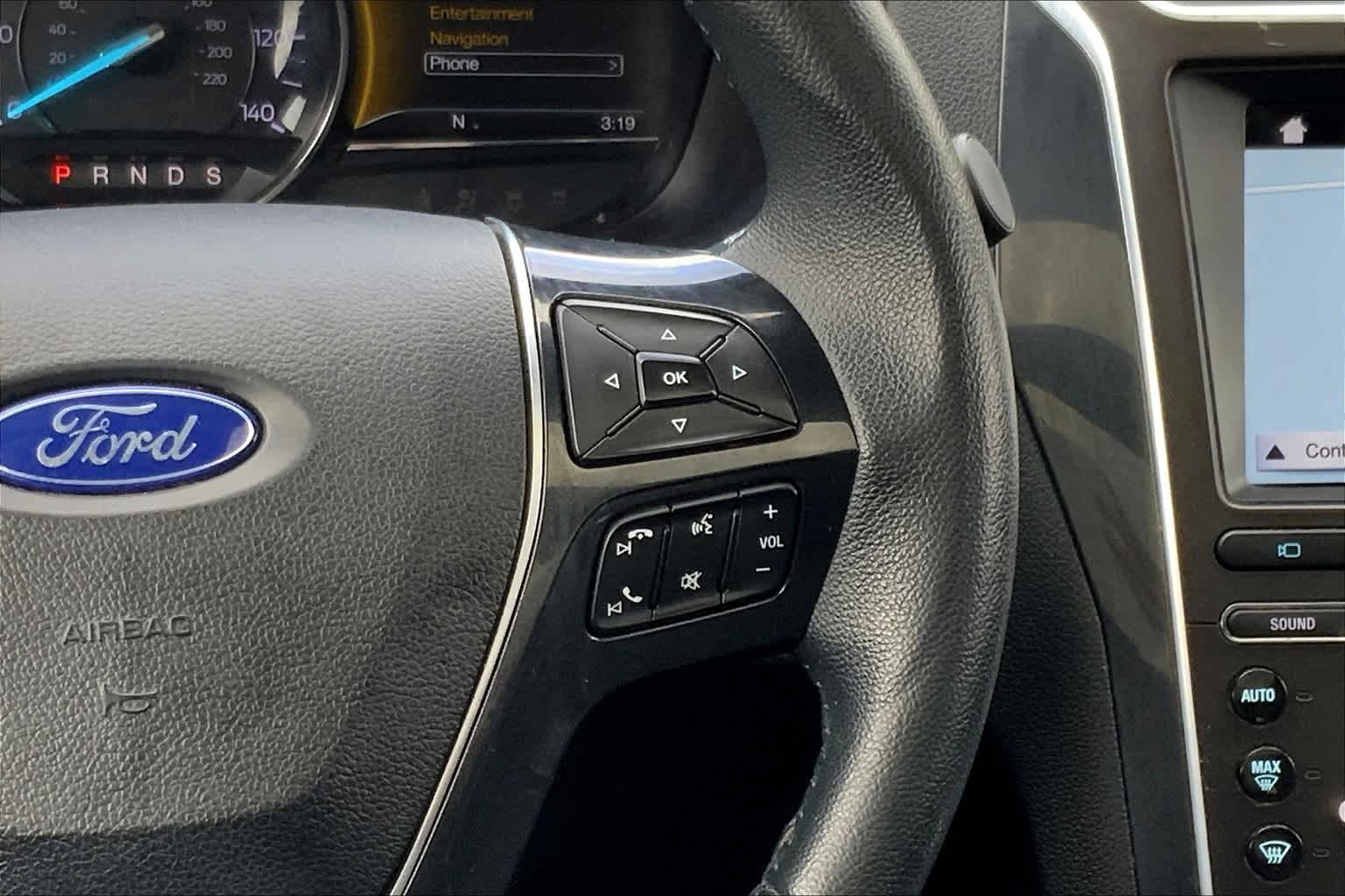 Used 2018 Blue Metallic Ford Limited image 25