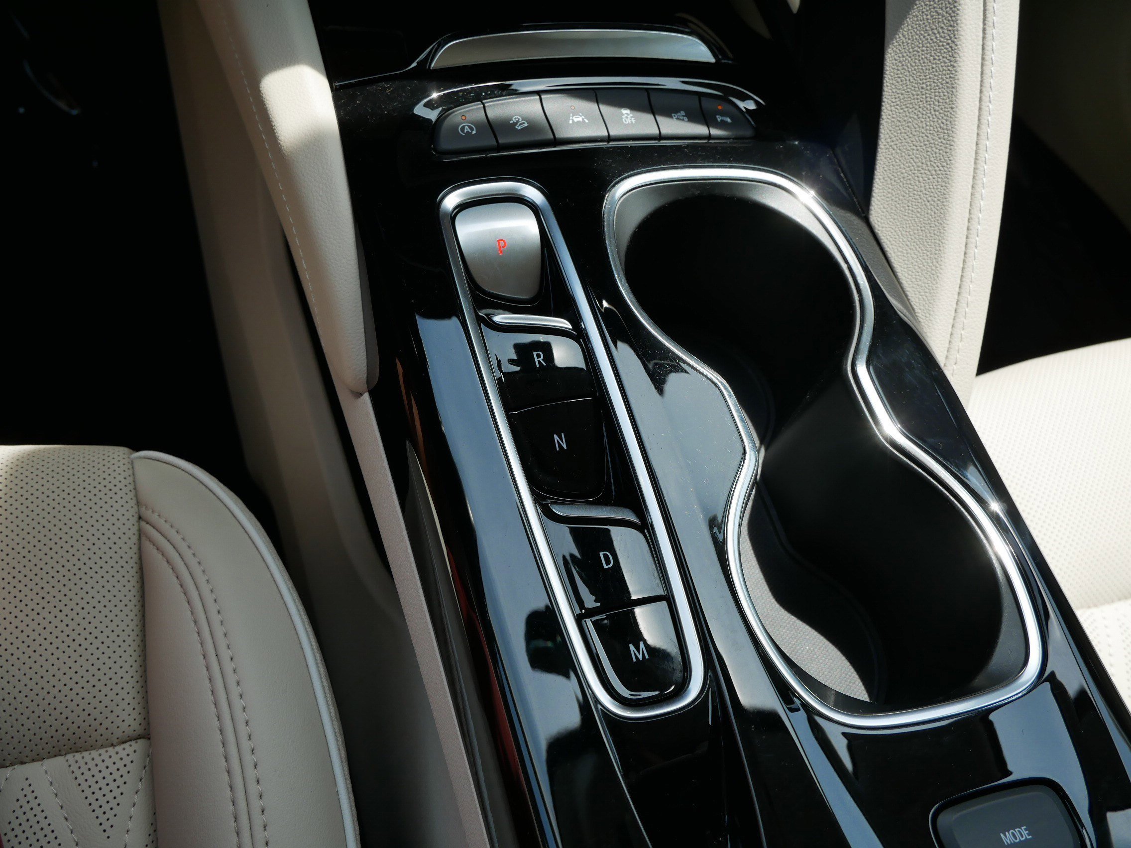 Used 2023 Moonstone Gray Metallic Buick Avenir image 23