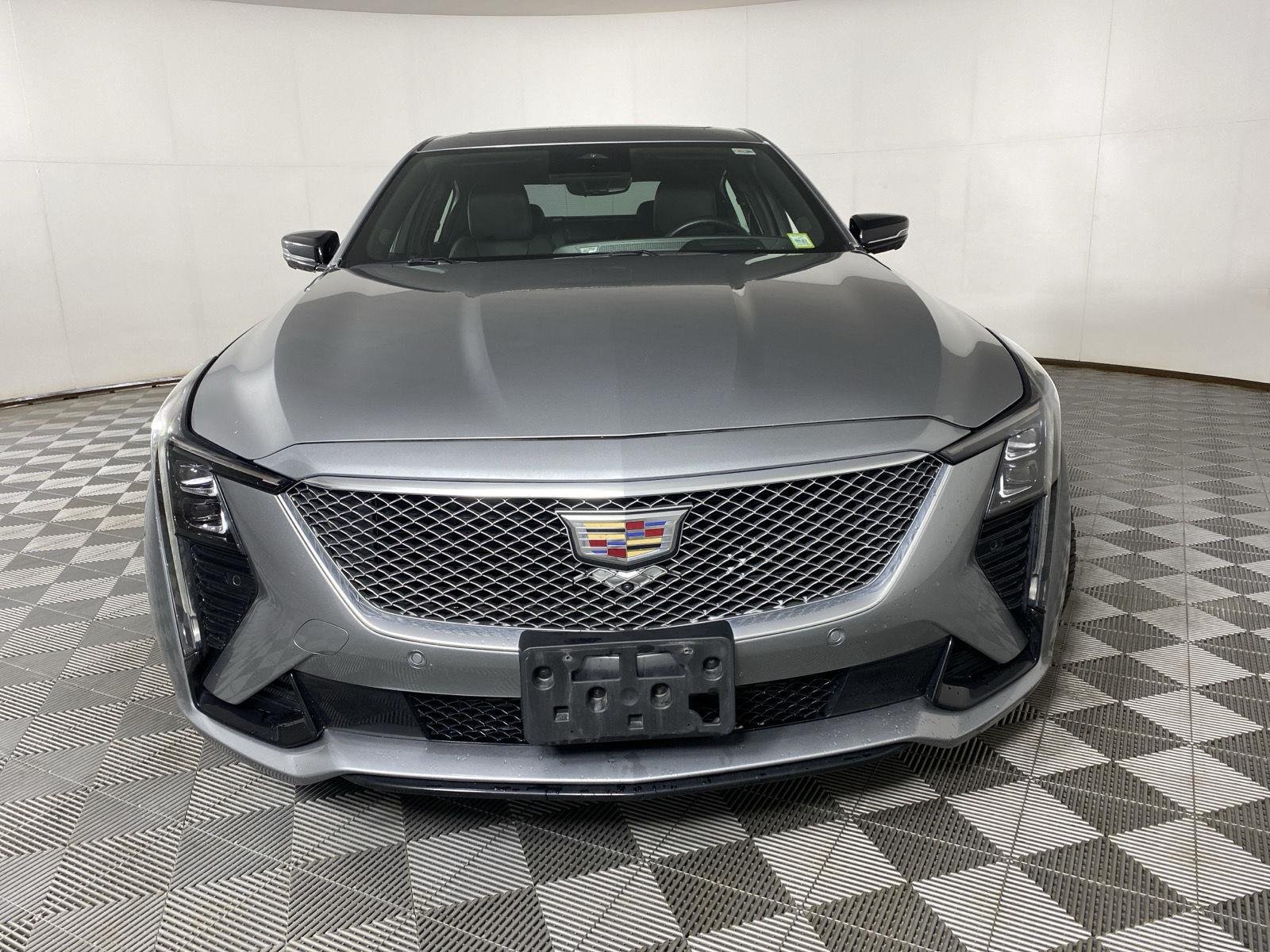 Used 2025 Argent Silver Metallic Cadillac Sport image 5