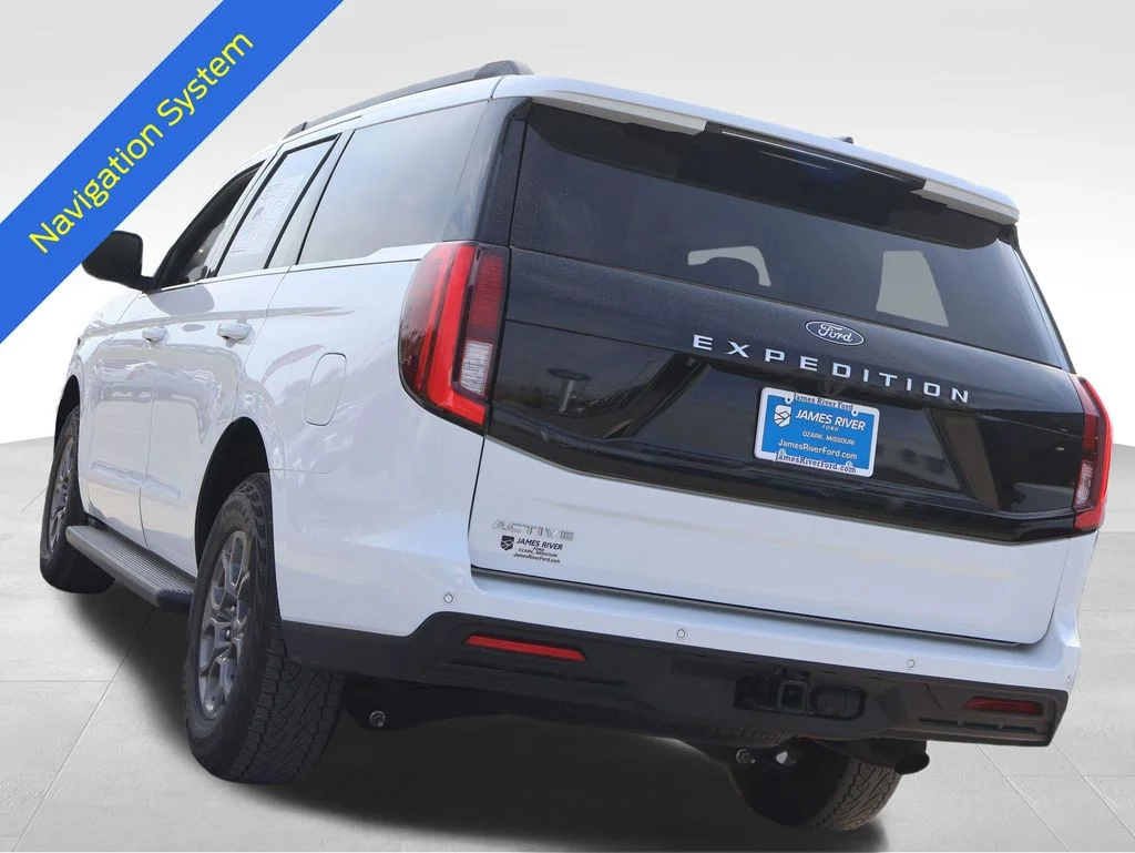 Certified Used 2025 Oxford White Ford Active image 4