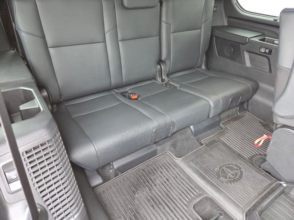 Used 2025 Silver Toyota Platinum image 19