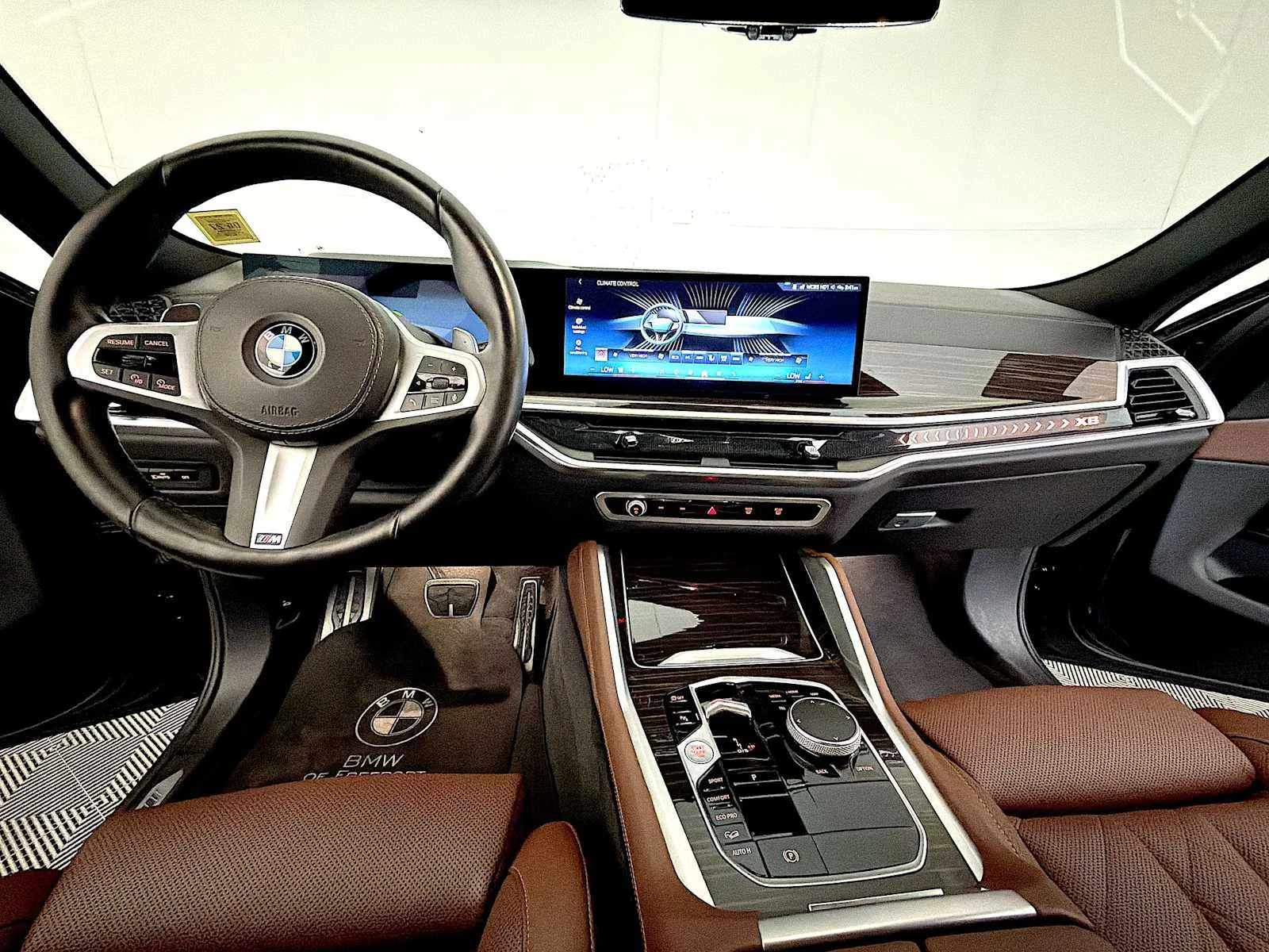 Certified Used 2024 Black Sapphire Metallic BMW xDrive40i image 17