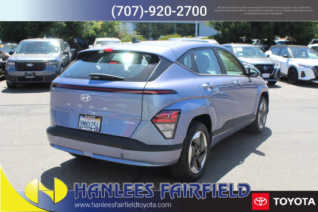 Used 2024 Blue Hyundai SE image 7