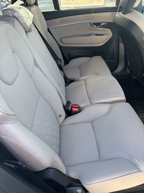 2026 Volvo XC90 Plus - Photo 31