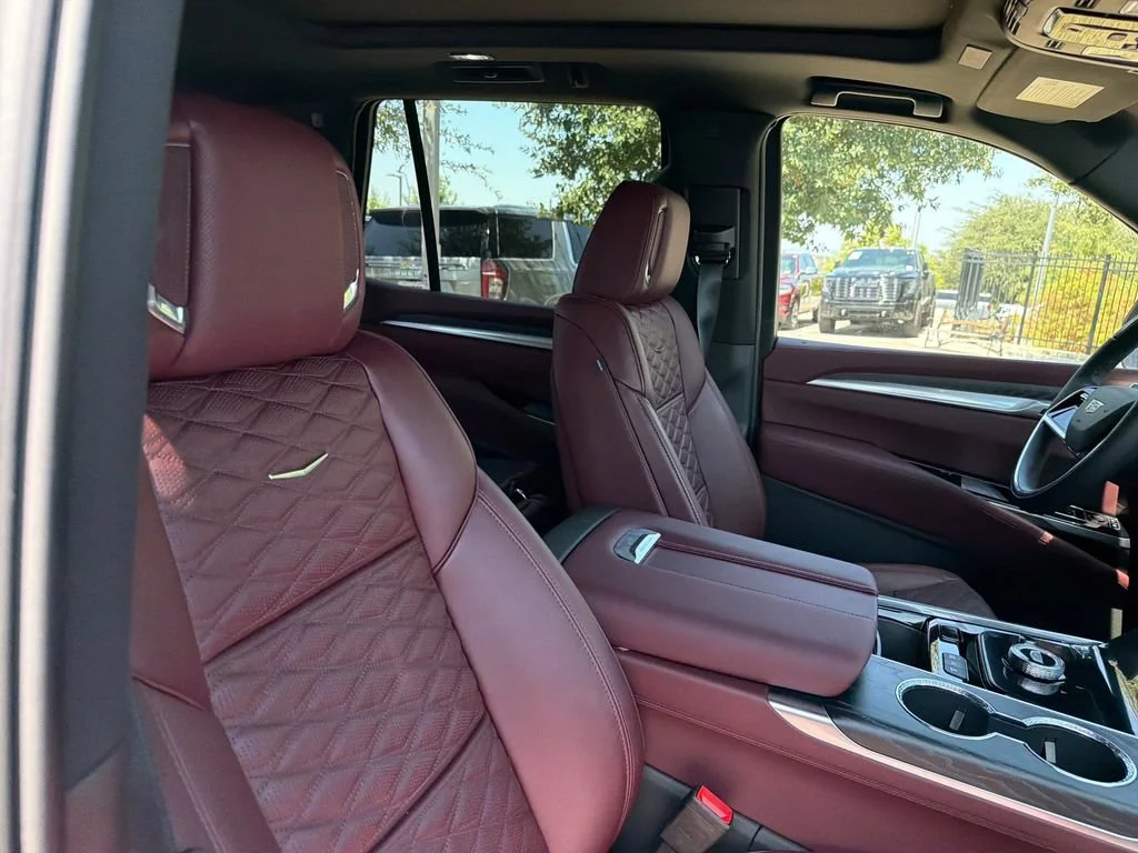 2026 Cadillac Escalade Sport - Photo 37