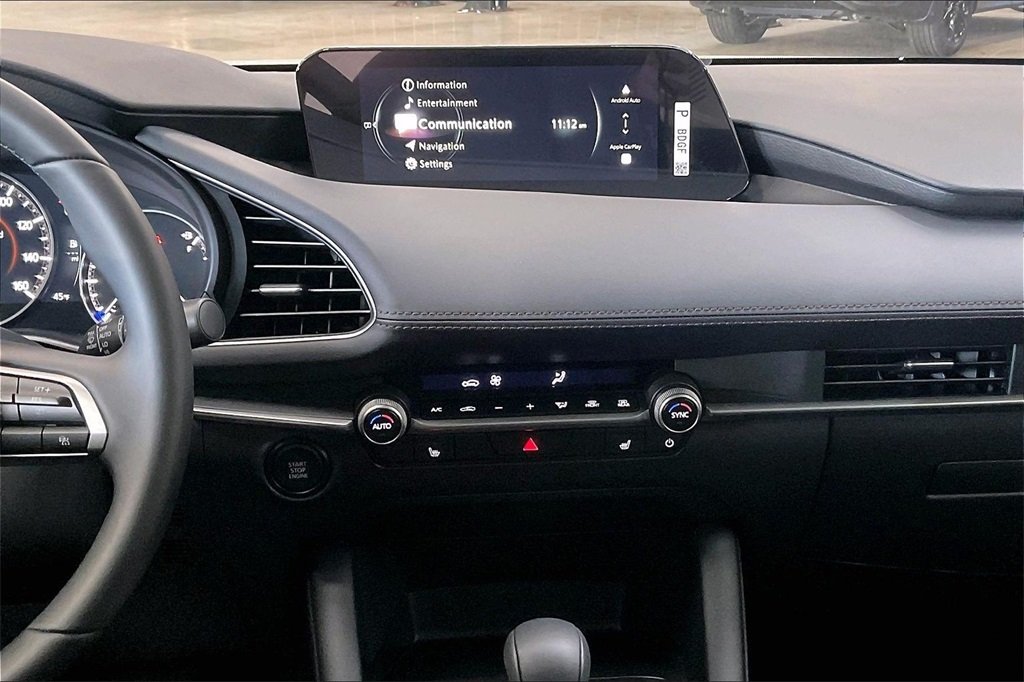 2026 MAZDA MAZDA3 - Image 5