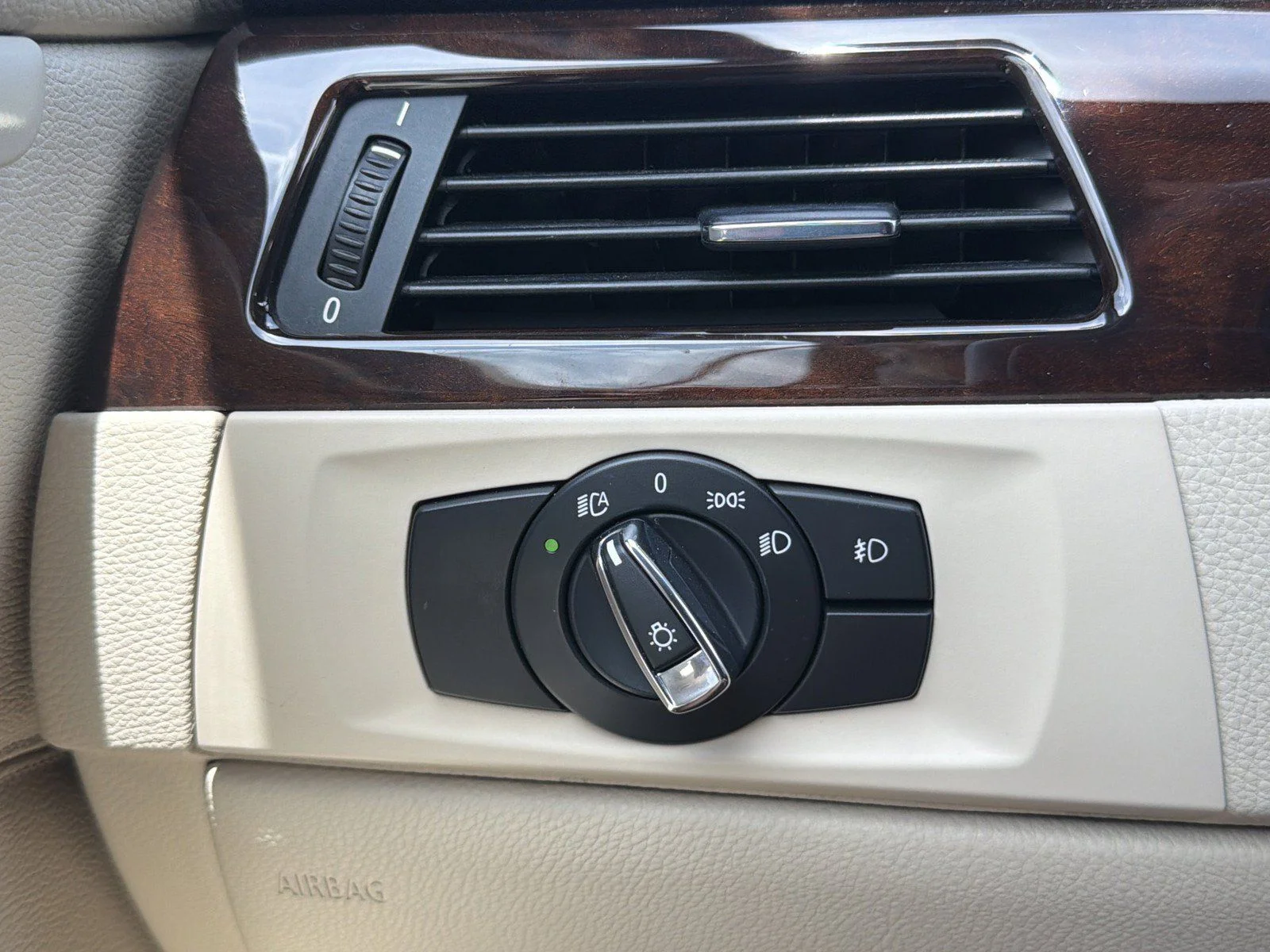 Used 2013 Alpine White BMW 328i image 21