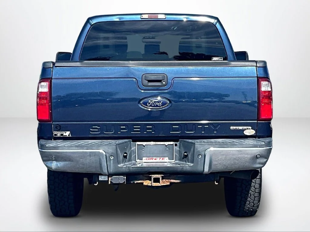 Used 2016 Blue Ford XLT image 4