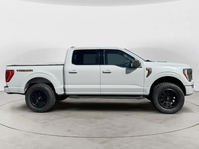 Used 2023 Gray Ford Tremor image 5