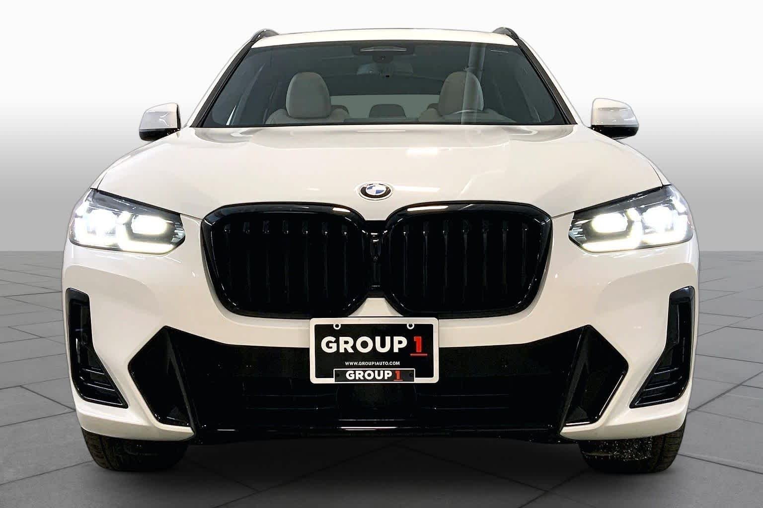 Certified Used 2024 Alpine White BMW xDrive30i image 3