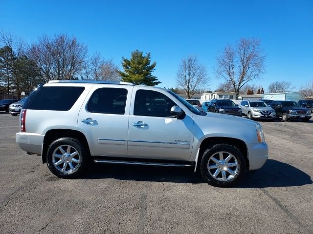 Used 2011 GMC Yukon Denali with VIN 1GKS2EEF1BR313431 for sale in Elyria, OH