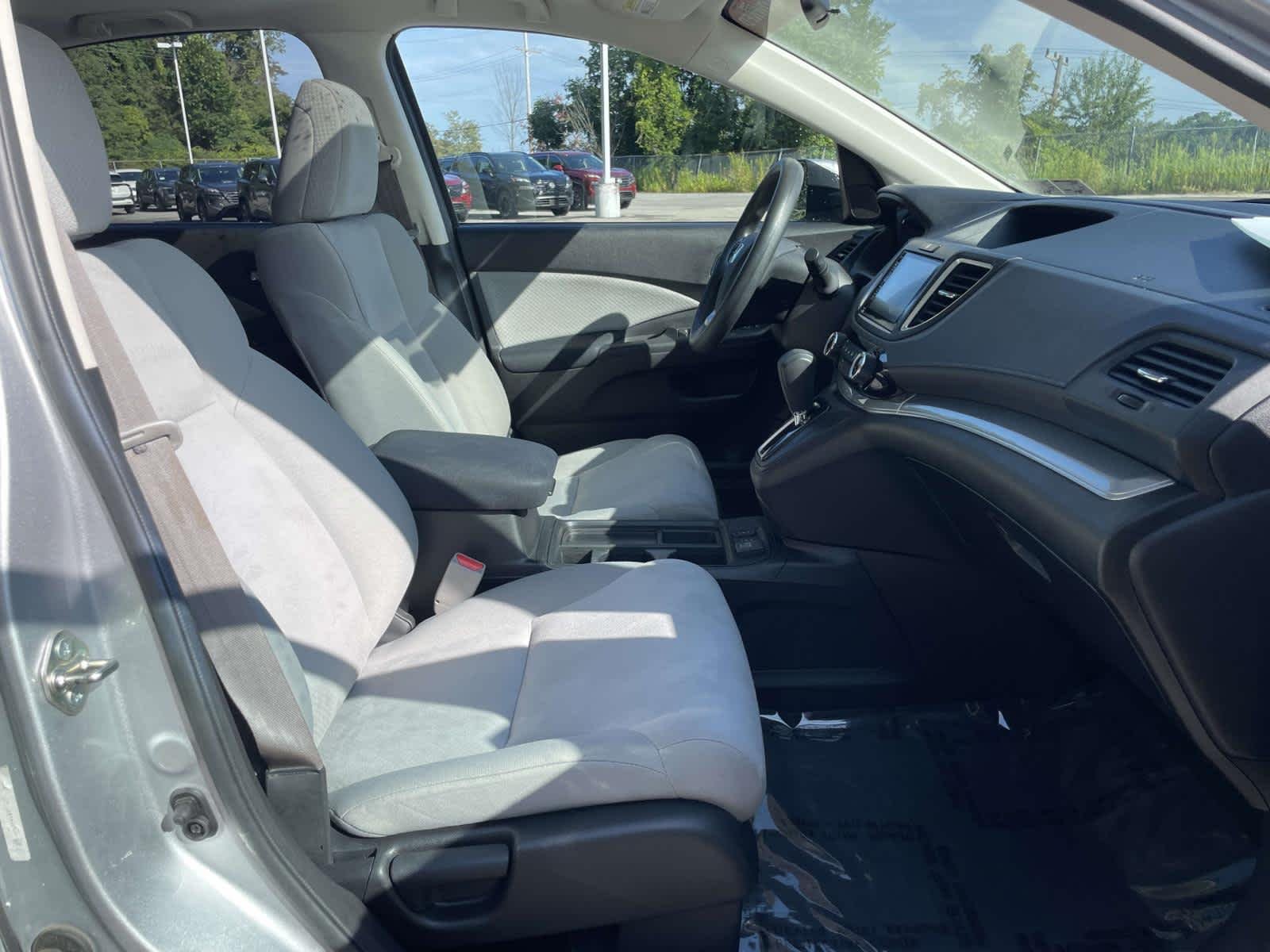 Used 2015 Alabaster Silver Metallic Honda EX image 27