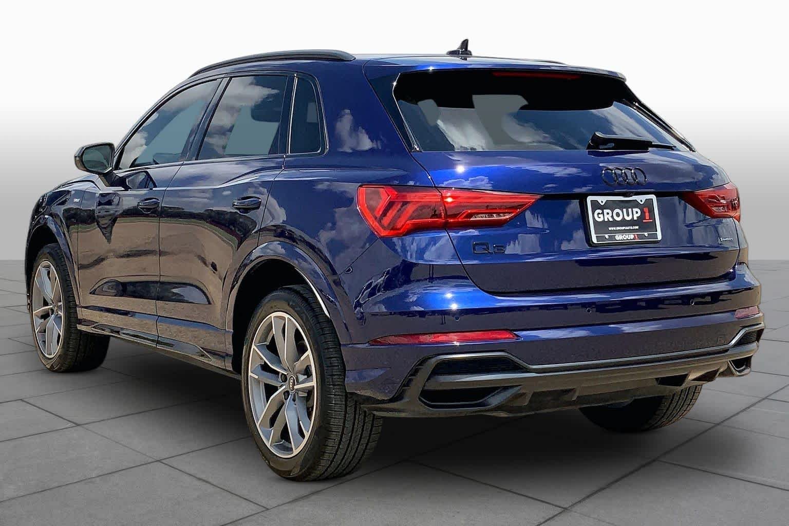 Used 2022 Navarra Blue Metallic Audi S line Premium Plus image 12
