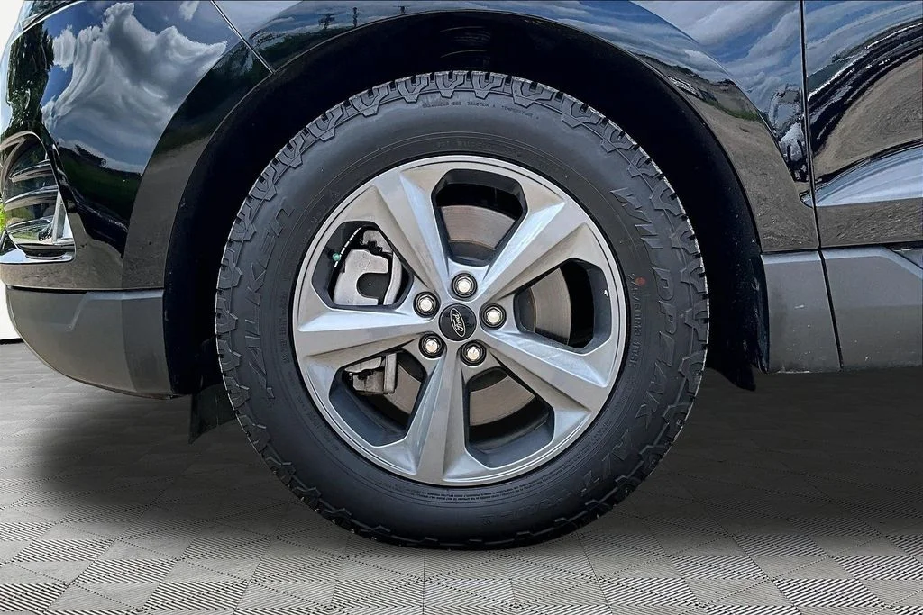 Certified Used 2023 Black Metallic Ford SEL image 9