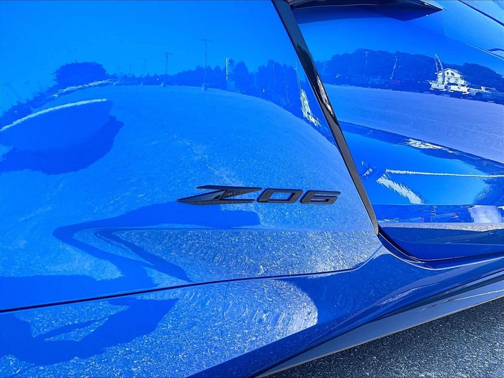 Used 2024 Blue Chevrolet Z06 image 28
