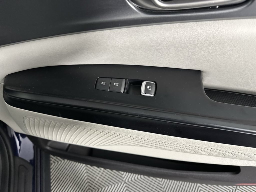 Used 2023 Blue Kia LX Seat Package image 13