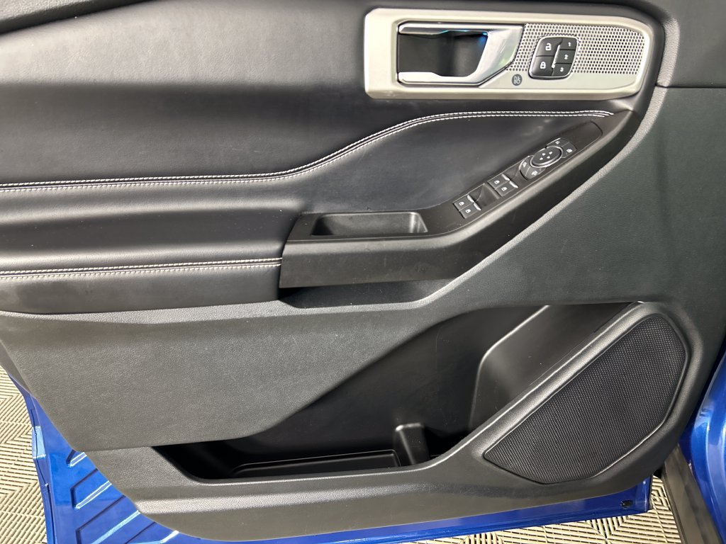Used 2020 Blue Ford ST image 11
