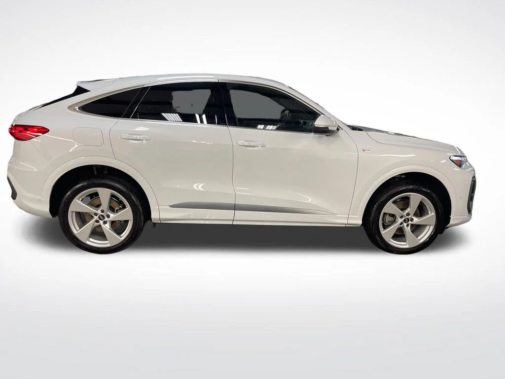 Used 2025 White Audi 2.0T Premium Plus image 6