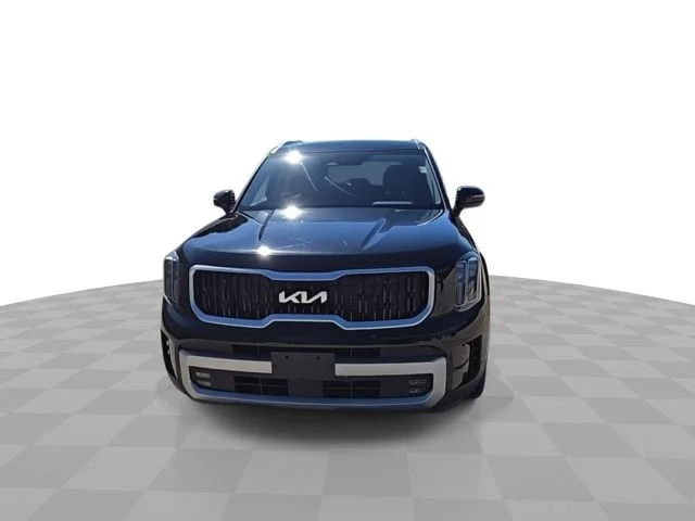 Used 2023 Ebony Black Kia EX image 3
