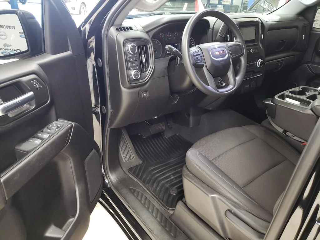Used 2024 Onyx Black GMC Pro image 11