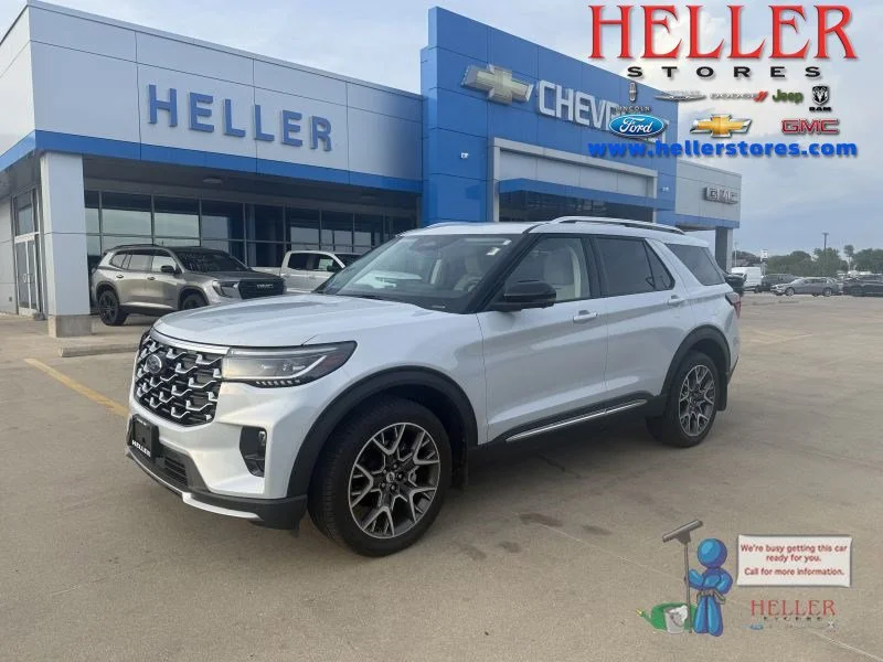 2025 Ford Explorer Platinum 4WD (PL535)'s photo