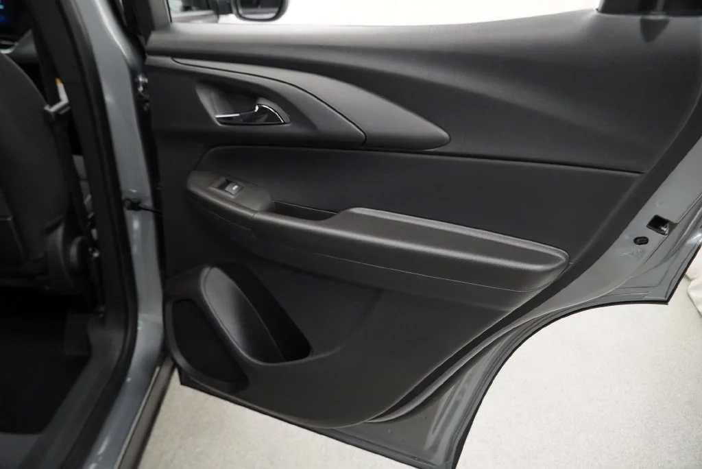 New 2026 Sterling Gray Metallic Chevrolet LT image 34