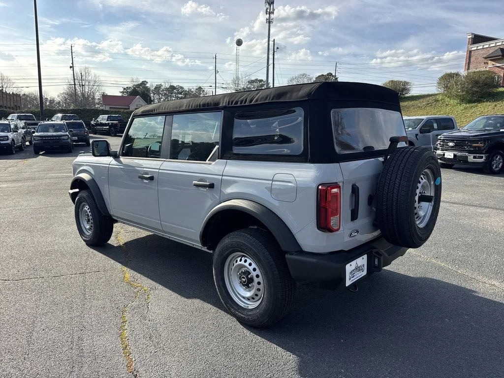 New 2026 White Ford Base image 5