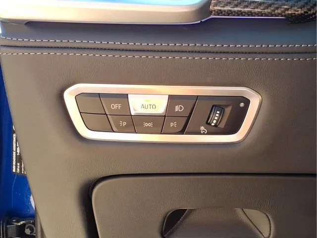 Used 2022 Blue BMW Y image 15