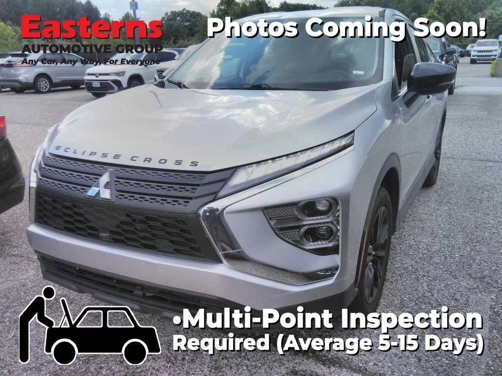 Used 2024 Silver Mitsubishi LE image 1