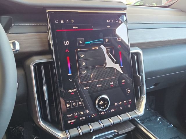 2026 GMC Acadia Denali - Photo 27