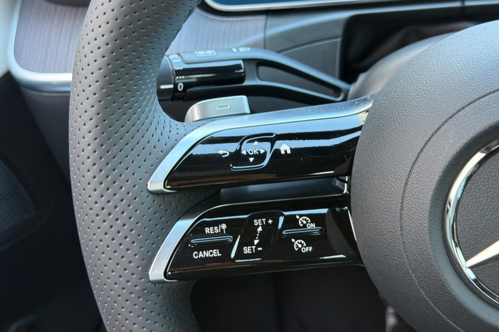 New 2026 Starling Blue Metallic Mercedes-Benz C 300 image 27
