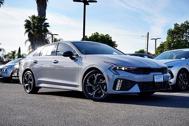 Used 2025 Gray Kia GT-Line image 1