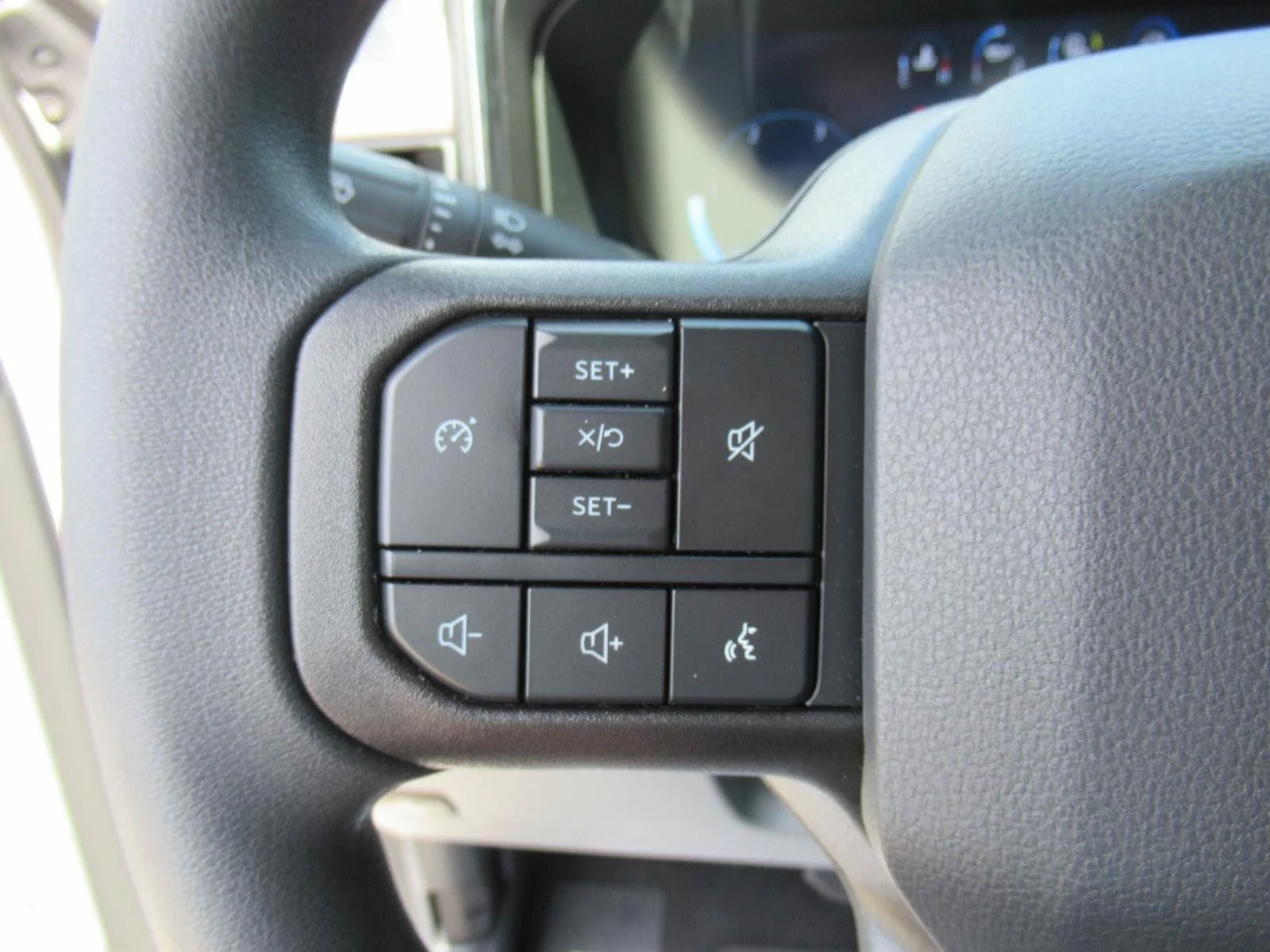 New 2026 Avalanche Ford F-250® XLT image 22
