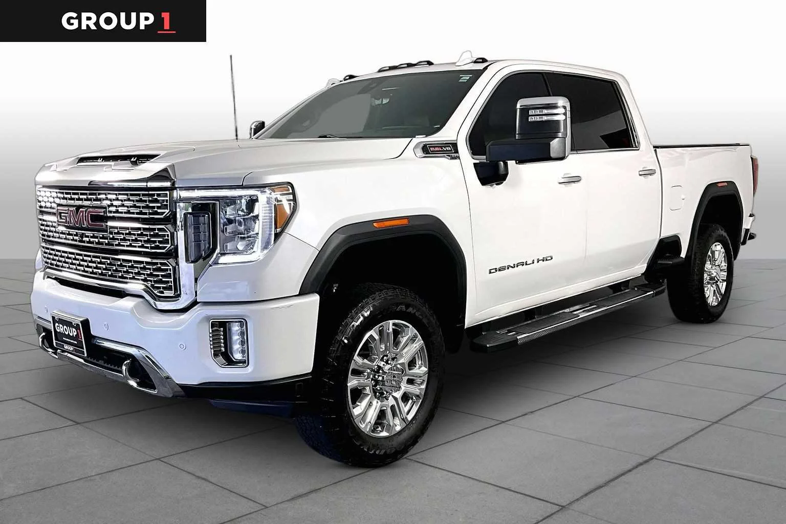 2022 GMC Sierra 4WD Crew Cab Standard Box Denali's photo