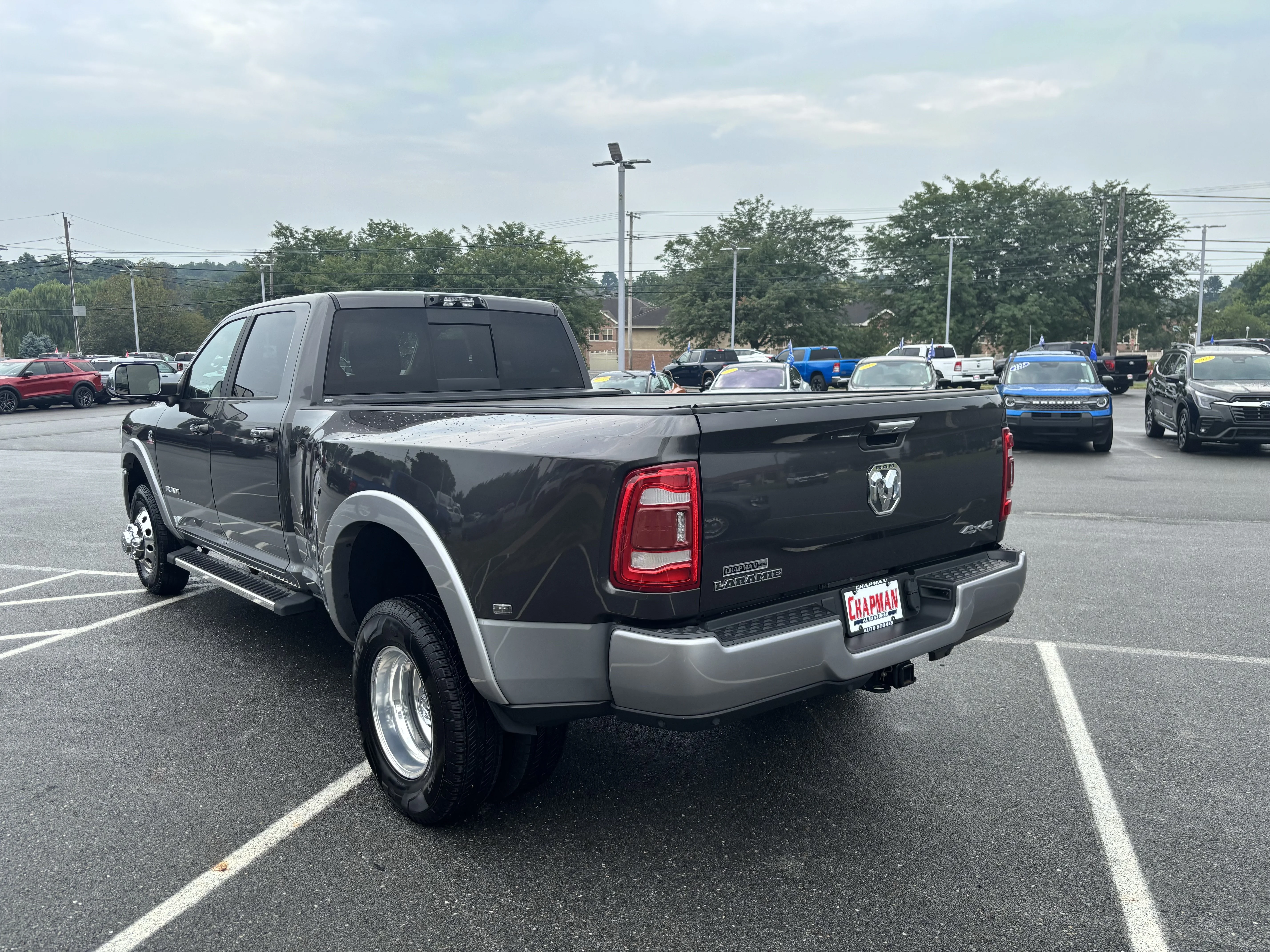 Used 2021 Granite Crystal Clearcoat Metallic Ram Laramie image 5