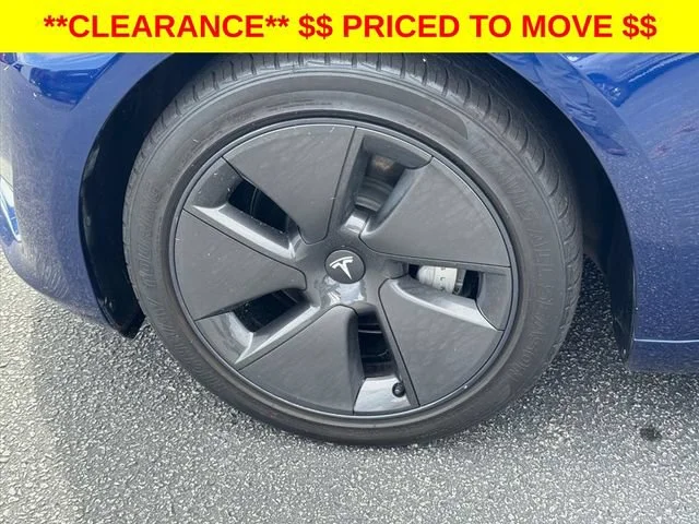 Used 2023  Tesla 4DR RWD image 33