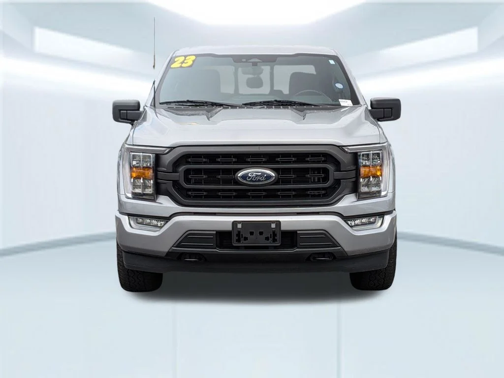 Used 2023 Silver Ford XLT image 10