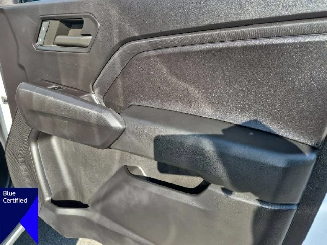 Used 2023 White Chevrolet Trail Boss image 33