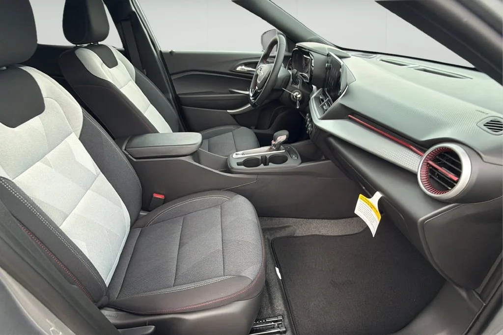 New 2026 Sterling Gray Metallic Chevrolet 1RS image 15