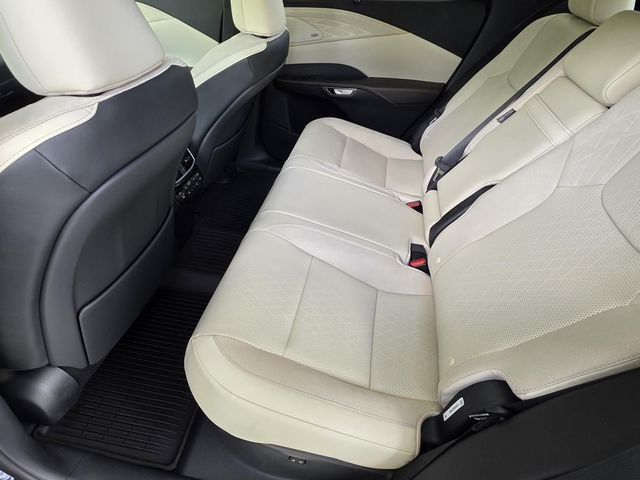 Certified Used 2025 Mica Lexus 350 Luxury image 9