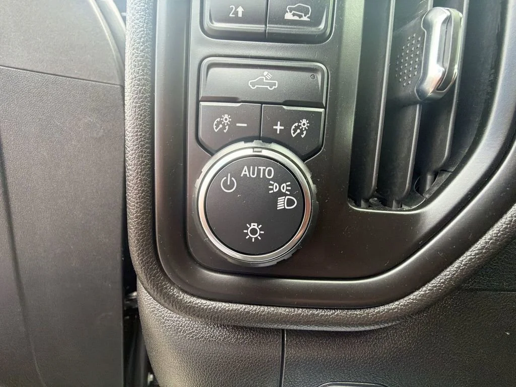 Used 2023 Black Chevrolet Custom image 27