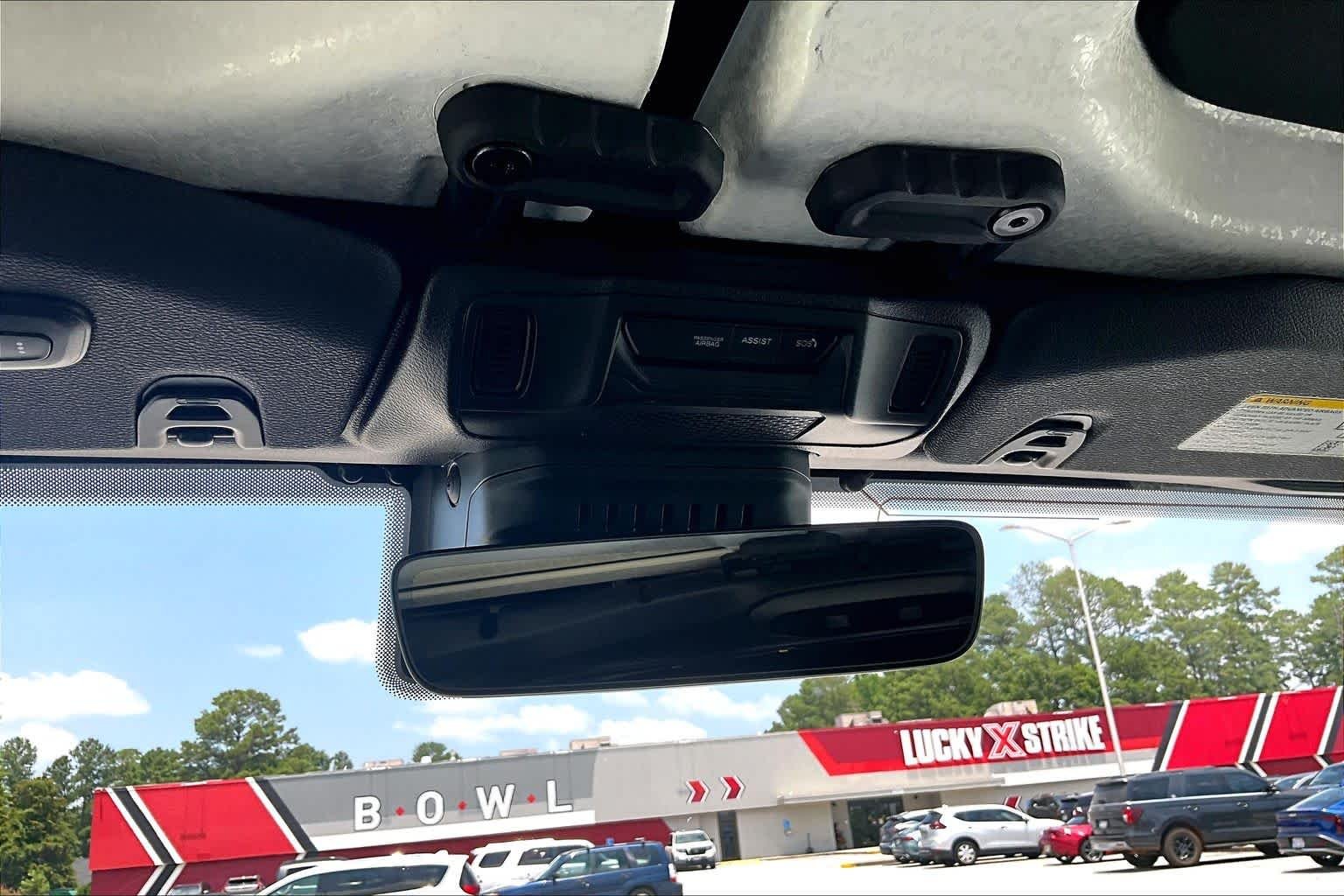 Used 2025 41 Jeep Mojave X image 36