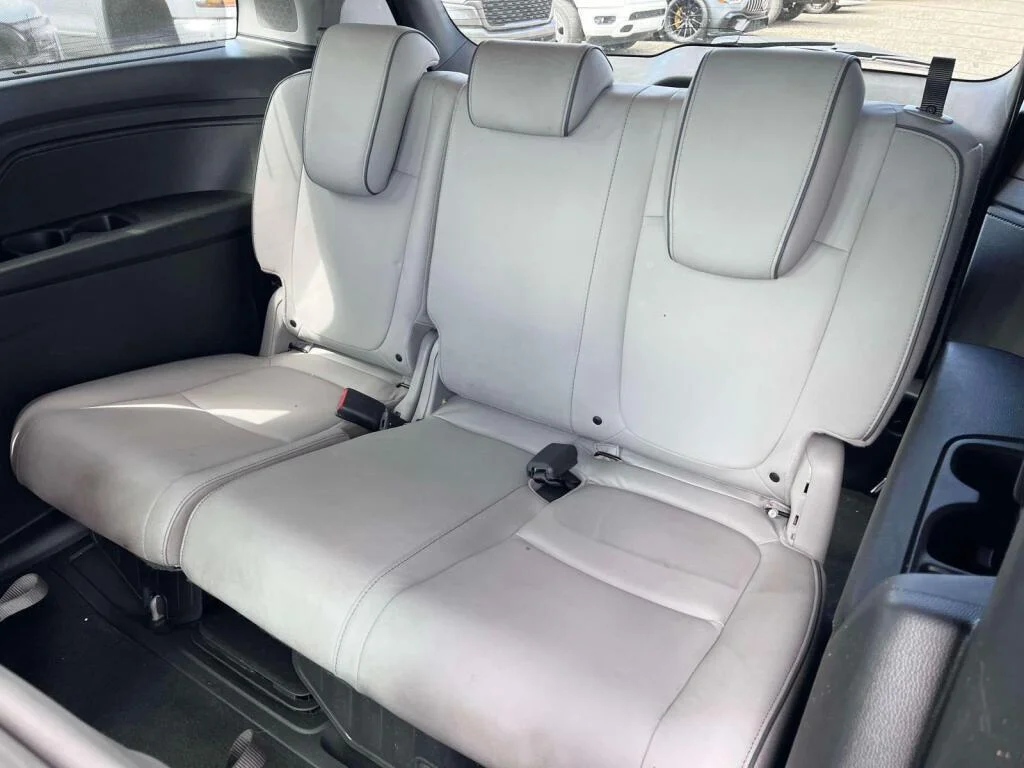 Used 2022 Lunar Silver Metallic Honda Elite image 20