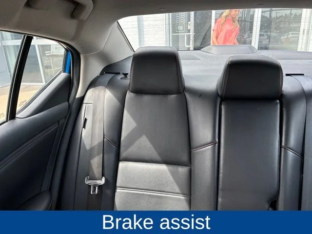Certified Used 2022 Blue Nissan SR image 14